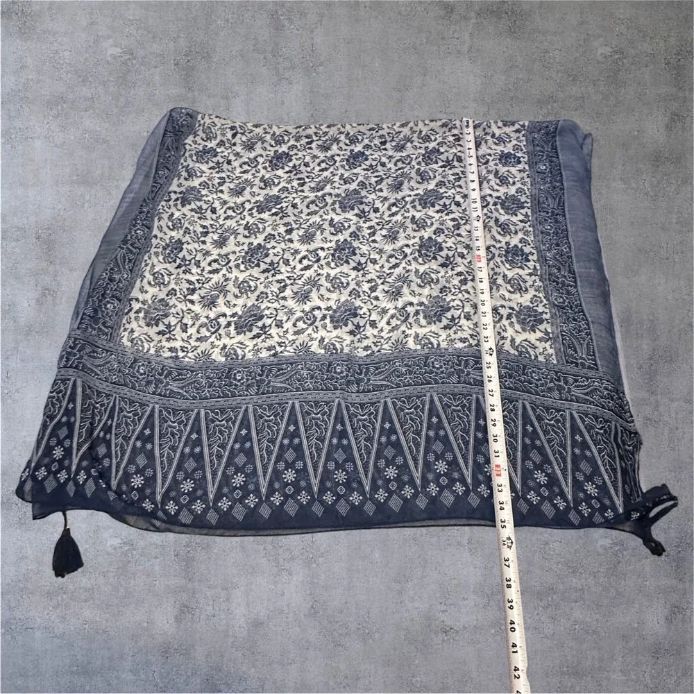 Scarf Womens 70x40 Navy Blue/Cream Excellent Batik Floral Tassel‎ Lightweight